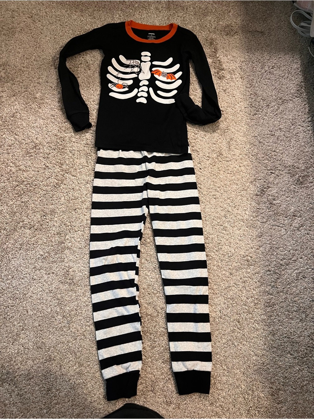 Kids’ size 8 Gymboree Black and Orange Halloween Pajamas